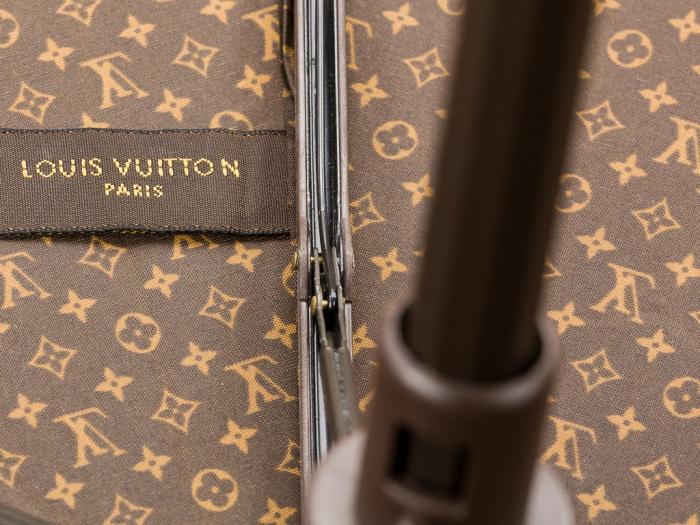 Louis Vuitton Monogram Umbrella - Image 3