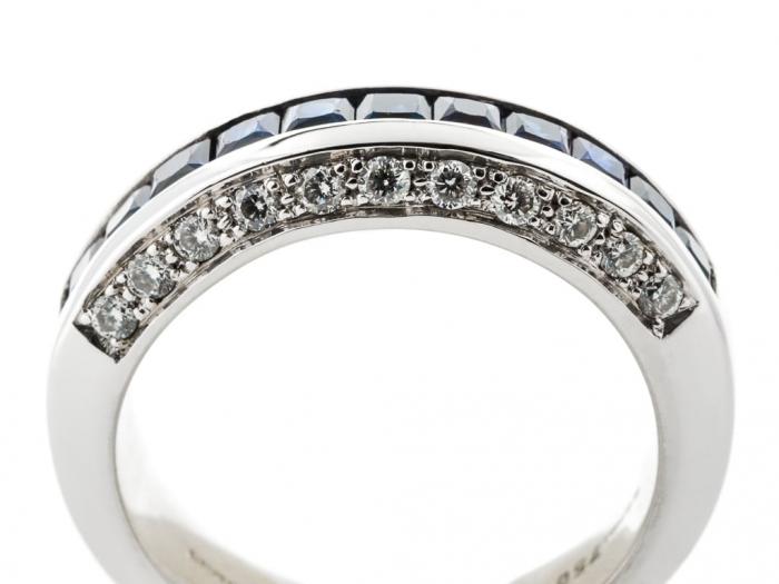 Sapphire and Diamond Ring - Image 3