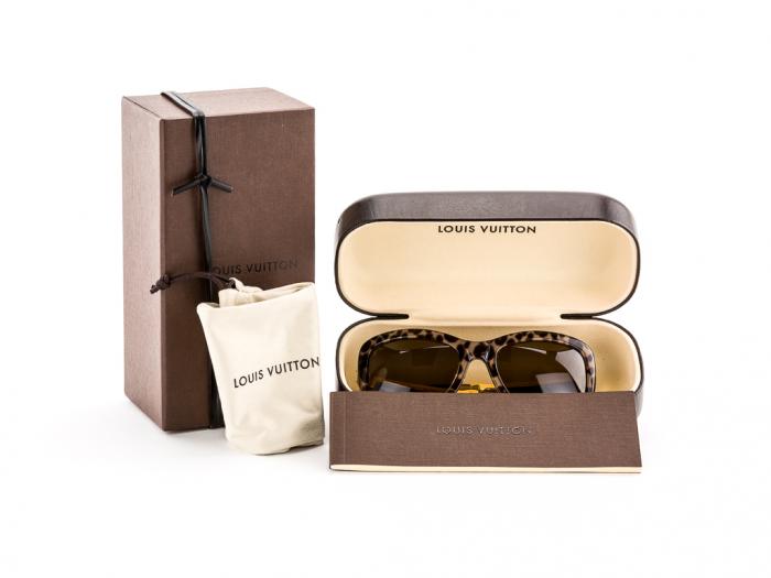Louis Vuitton Sunglasses - Image 5