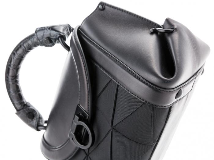 Salvatore Ferragamo Sofia Mini - Image 3