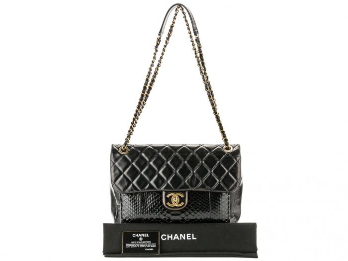 Chanel Flap Bag - Image 5