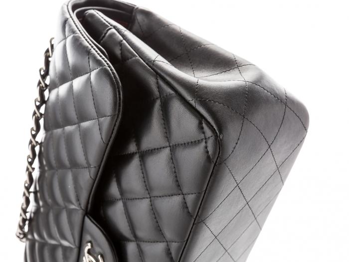 Chanel Classic Jumbo Double Flap - Image 3