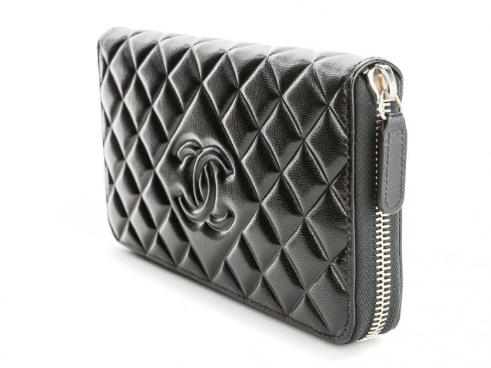Chanel Zipped Wallet - Image 2