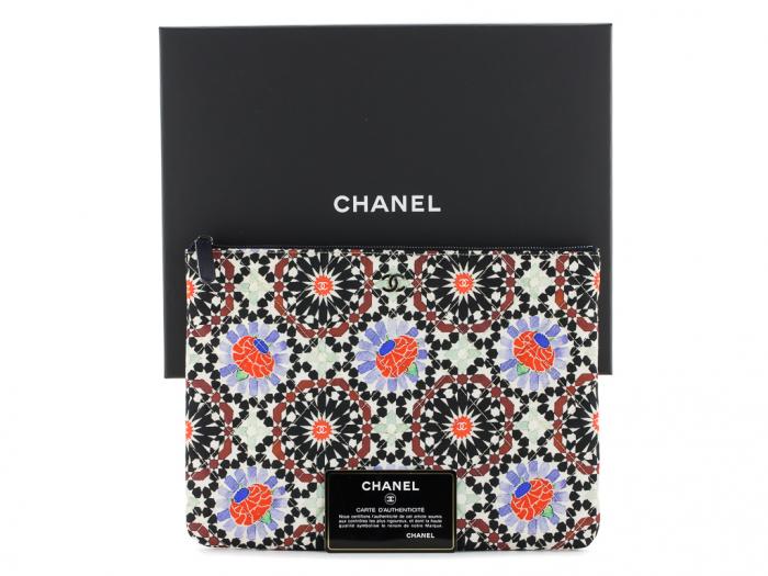 Chanel O-Floral Pouch - Image 6