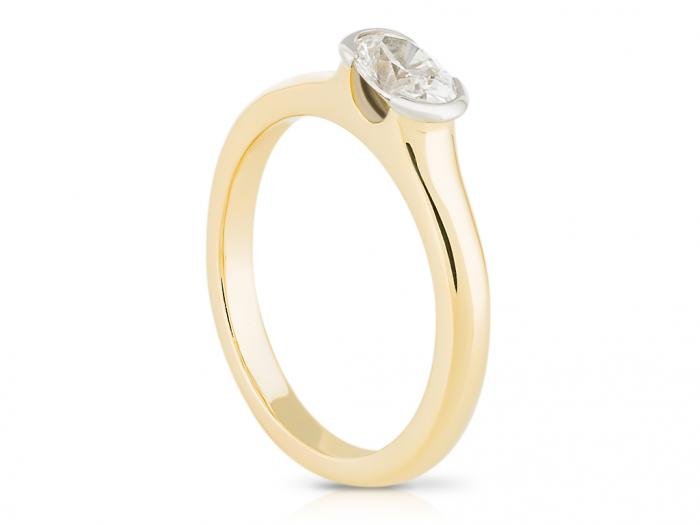 Boodles Solitaire Diamond Ring - Image 2