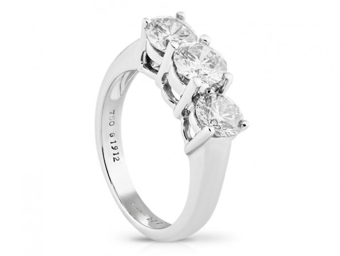 Three Stone Diamond Ring - Image 2
