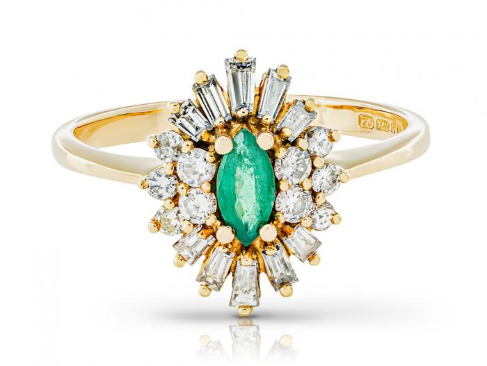Emerald & Diamond Ring