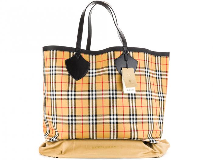 Burberry The Giant Reversible Tote - Image 6
