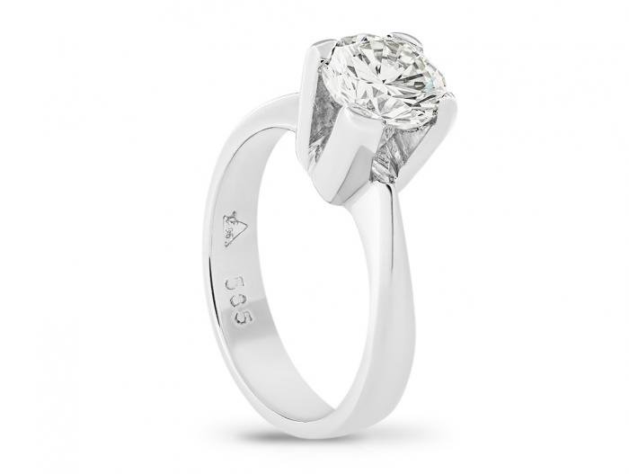 Solitaire Diamond Ring - Image 2