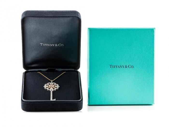 Tiffany Enchant Primrose Key Pendant - Image 4