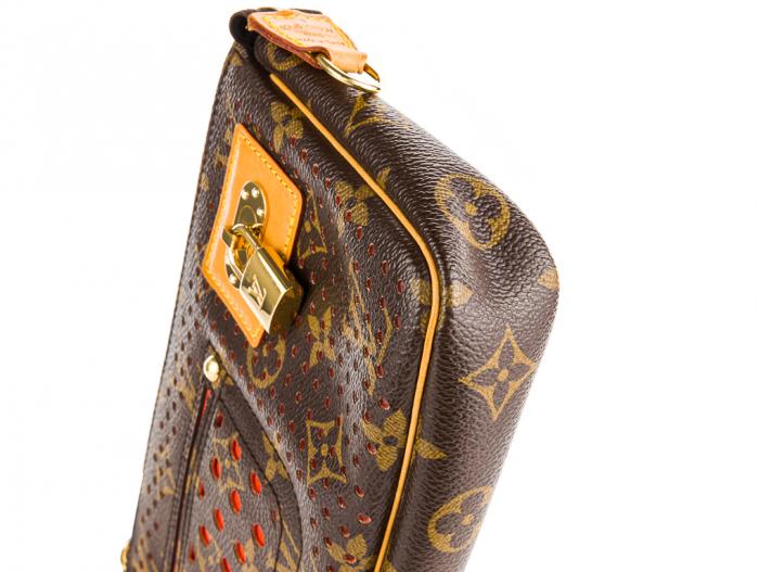 Louis Vuitton Pochette - Image 3