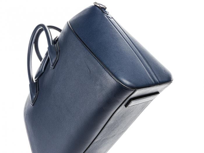 Givenchy Medium Antigona Bag - Image 3
