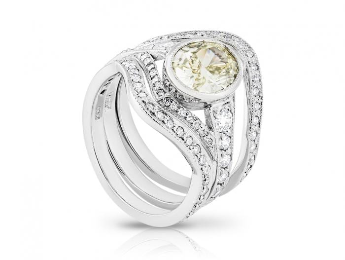 Set of Three Fancy Diamond Ring - Image 2