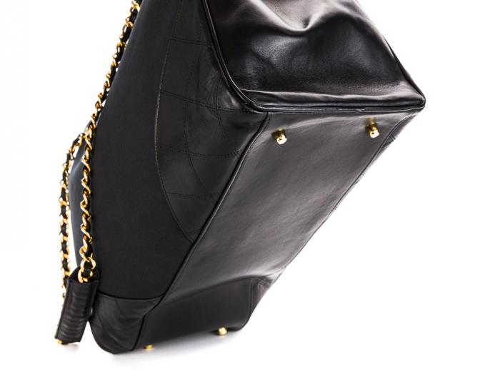 Chanel Vintage Supermodel Tote Bag - Image 4