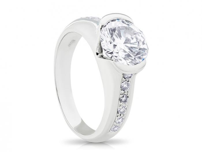 Solitaire Diamond Ring - Image 2