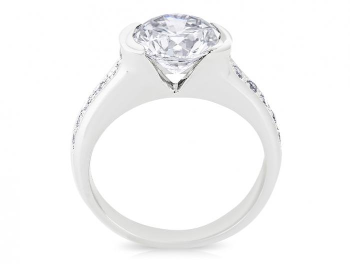 Solitaire Diamond Ring - Image 3