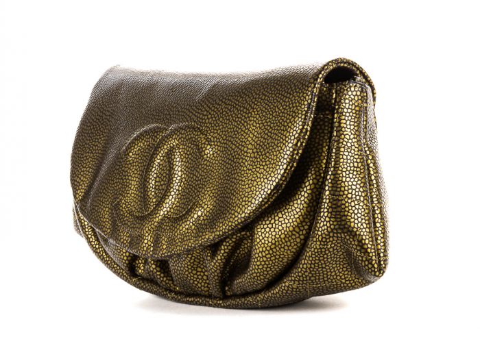 Chanel Half Moon Wallet on Chain  - Image 2
