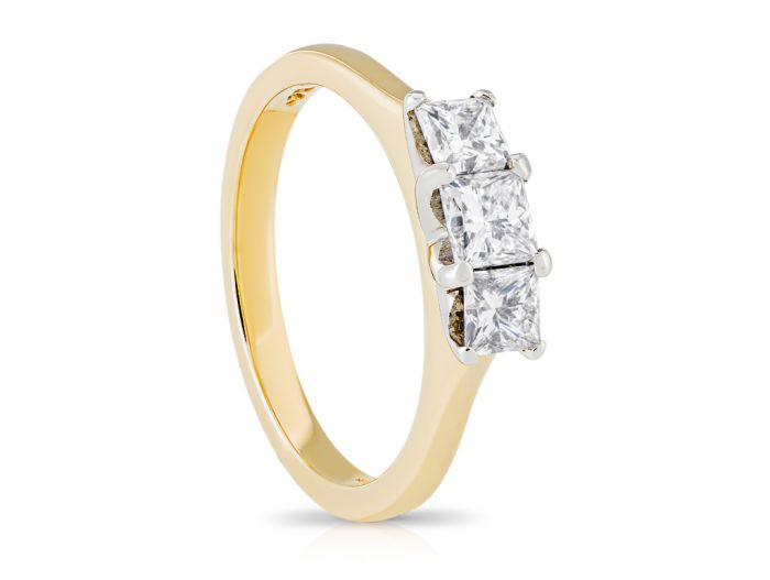 Three Stone Diamond Ring - Image 2
