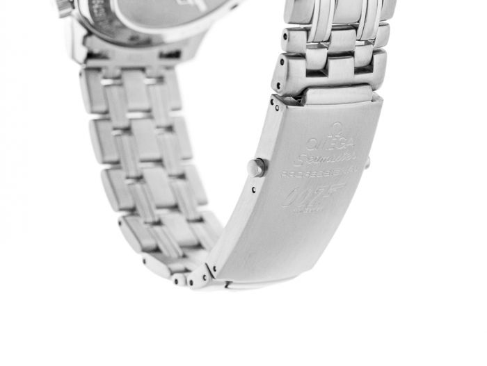 Omega Seamaster Diver 300m 007 Edition Co-Axial Chronometer  - Image 3