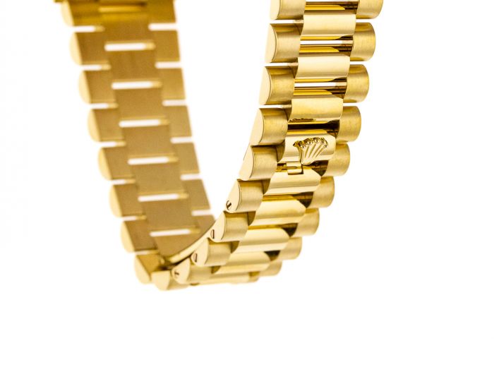 Rolex Day-Date 41mm Yellow Gold Watch - Image 3
