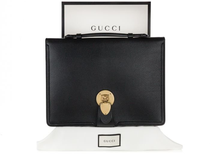 Gucci Tiger Head Clasp Portfolio