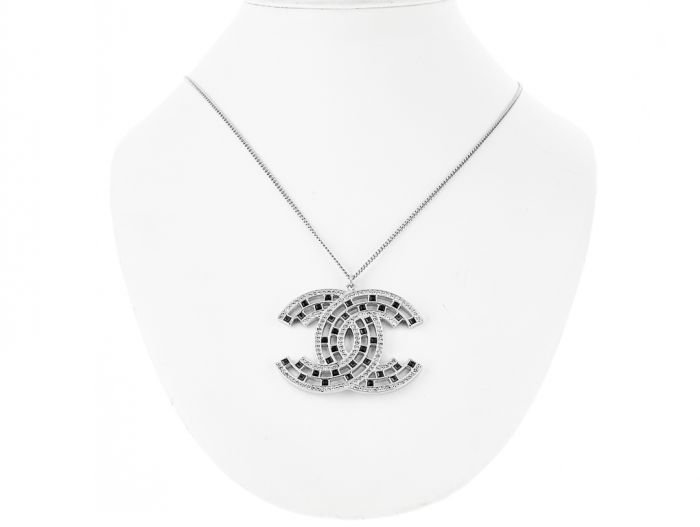 Chanel CC Costume Necklace - Image 3