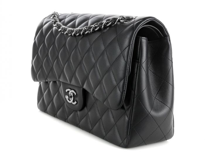 Chanel Jumbo Double Flap Classic Bag