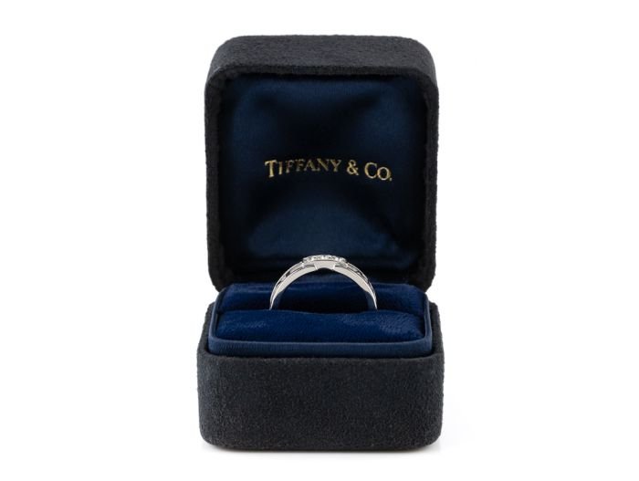 Tiffany & Co Diamond Atlas Ring