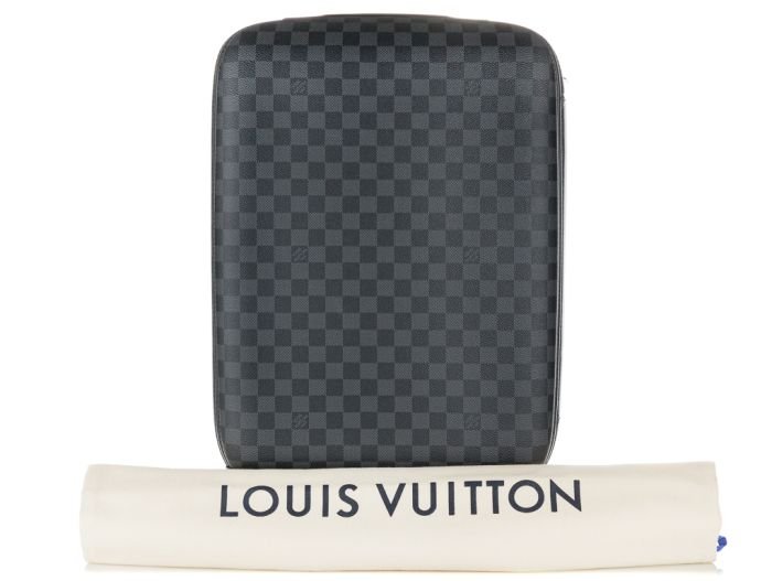 Louis Vuitton Zephyr 55 Luggage