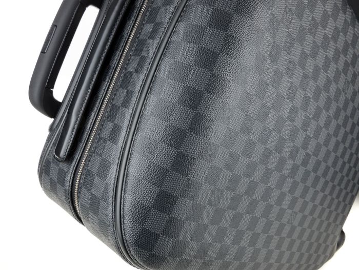 Louis Vuitton Zephyr 55 Luggage