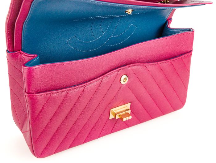 Chanel Chevron Quilted 2.55 Reissue Double Flap Bag - Image 4