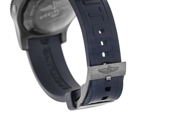 Breitling Superocean 46mm Watch - Image 3