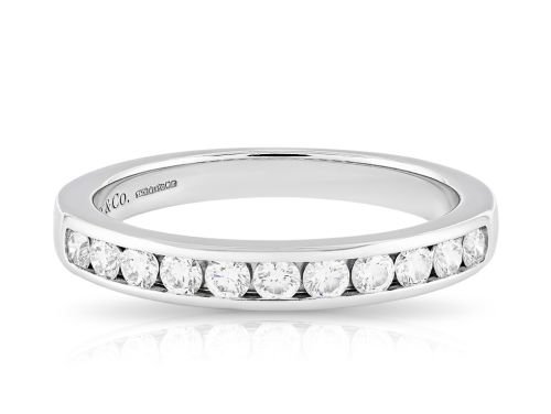 Tiffany Half Eternity Diamond (1)