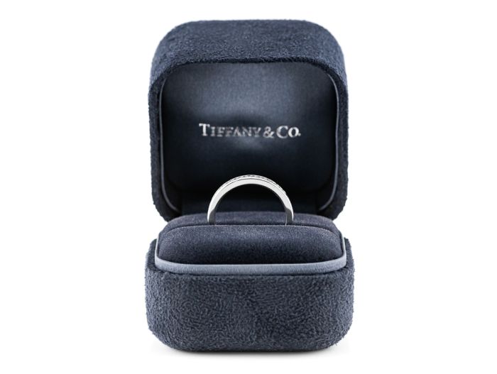 Tiffany Half Eternity Diamond (4)