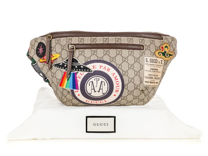 Gucci GG Supreme Courrier Belt Bag