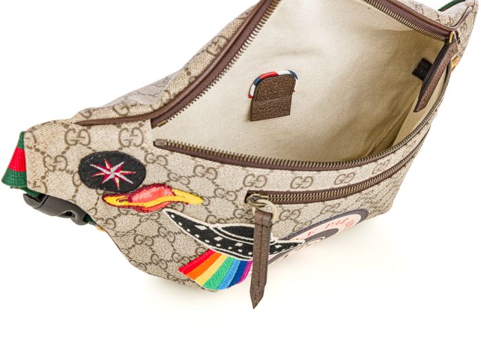 Gucci GG Supreme Courrier Belt Bag
