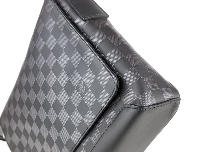 Louis Vuitton Damier Infini District PM Messenger Bag