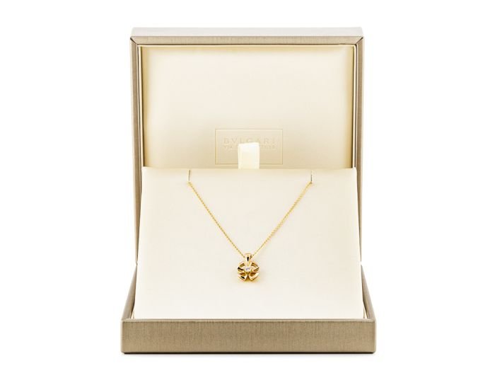 Bvlgari Fiorever Diamond Necklace - Image 4