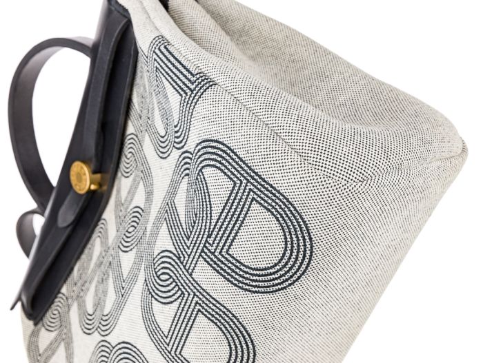 Hermes Chaine D'ancre Toile Canvas Bag - Image 4