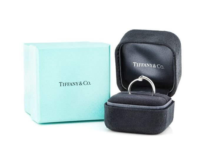 Tiffany T1 Diamond Ring - Image 4
