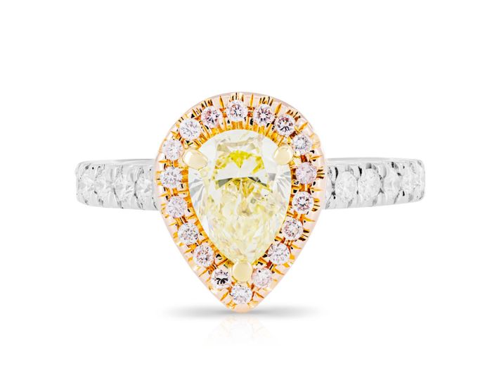 Pear Cut Diamond Ring (1)