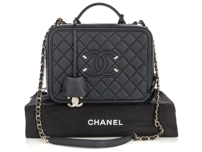 Chanel CC Vanity Case (1)