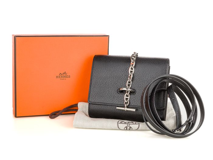 Hermès Chain D'Ancre Bi-Fold Wallet