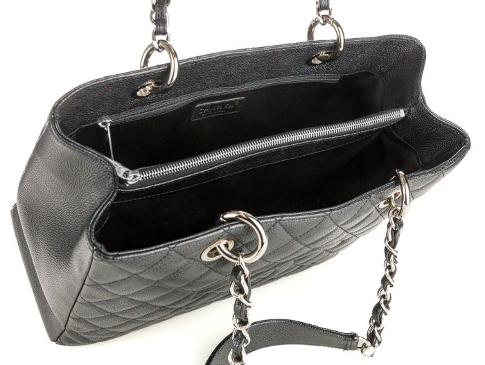 Chanel Grand Shopping Tote - Image 5