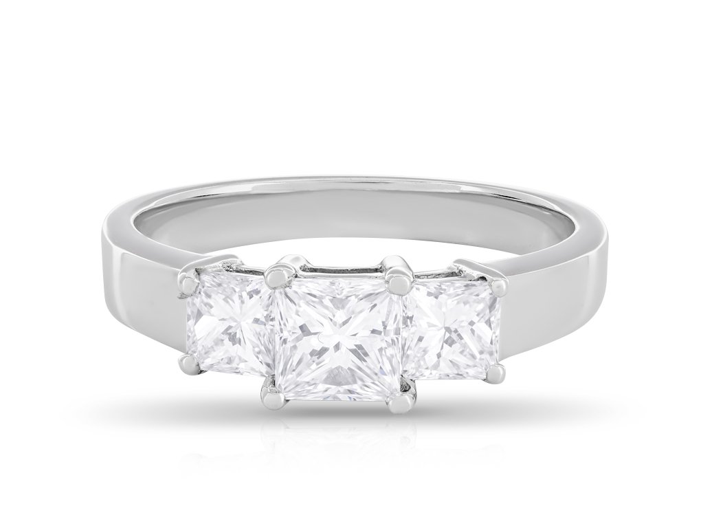 Three Stone Diamond Ring (1)