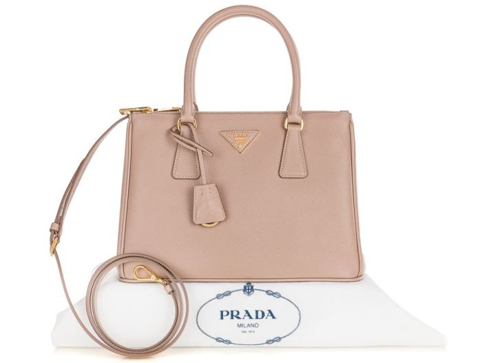 Prada Saffiano Galleria Medium Bag