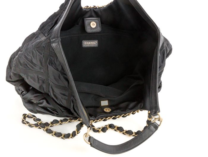Chanel Maxi Shopping Bag - Image 3