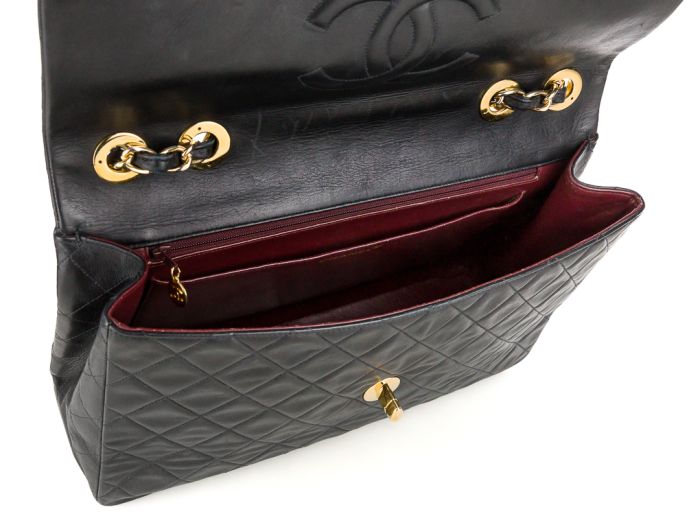 Chanel Vintage Single Maxi Jumbo Flap Bag - Image 5