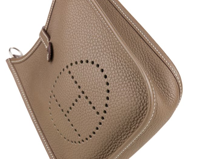 Hermes Evelyne III TPM Bag - Image 4