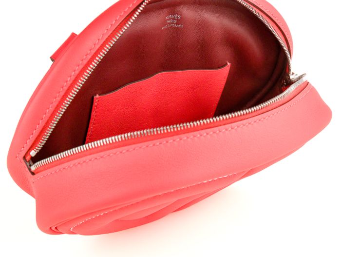 Hermes in the Loop Crossbody Bag - Image 5